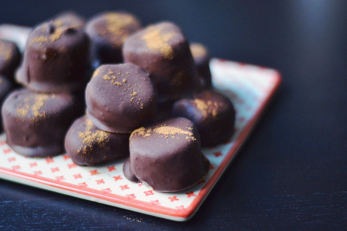 Chocolate Banana Truffles | http://BananaBloom.com